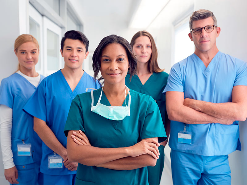 Ela deve ter uma equipe de enfermagem experiente melhores clinicas cirurgia plastica brasil