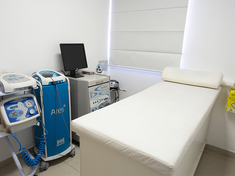 Imagem de uma das salas de cuidados de pós-operatório da clínica Dream Plastic