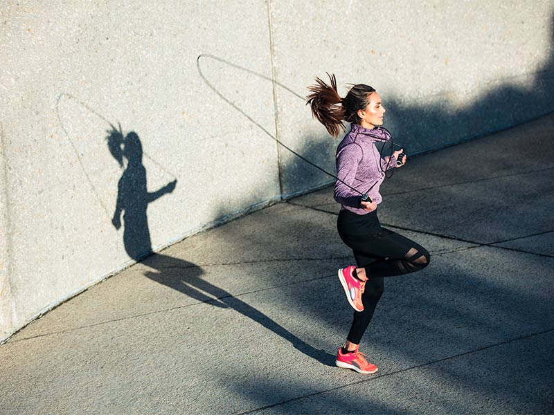 Quais os exercícios aeróbicos para aumentar os glúteos rapidamente? aerobica aumentar gluteos