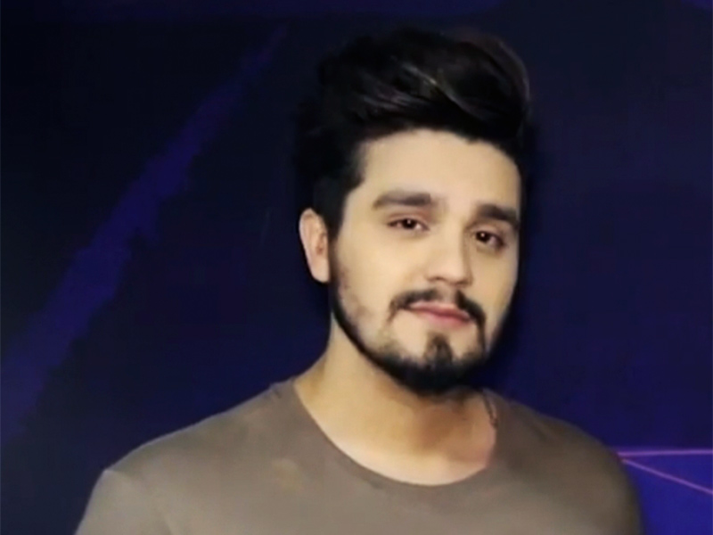 Imagem do cantor Luan Santana